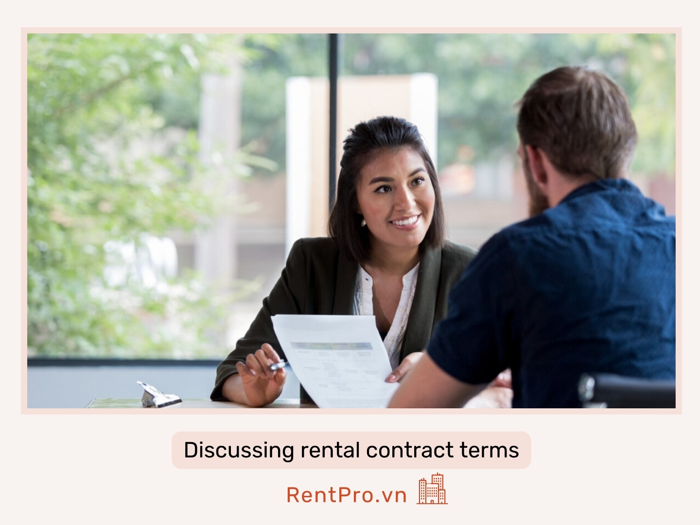 Discussing-rental-contract-terms